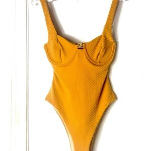 Minkpink Golden Hills One Piece in Golden Spice. Size Small. NWT